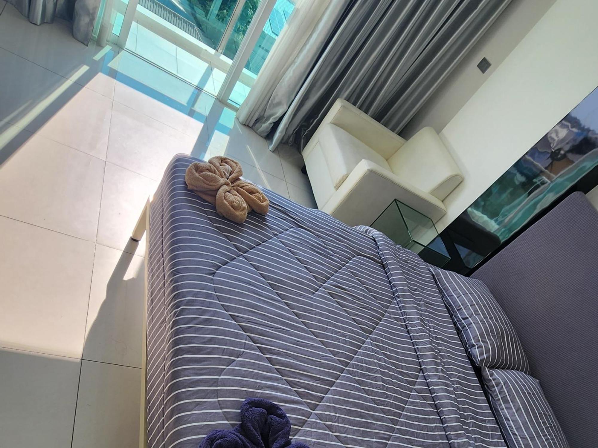 City Center Residentes Ccr Pattaya Y Exterior photo