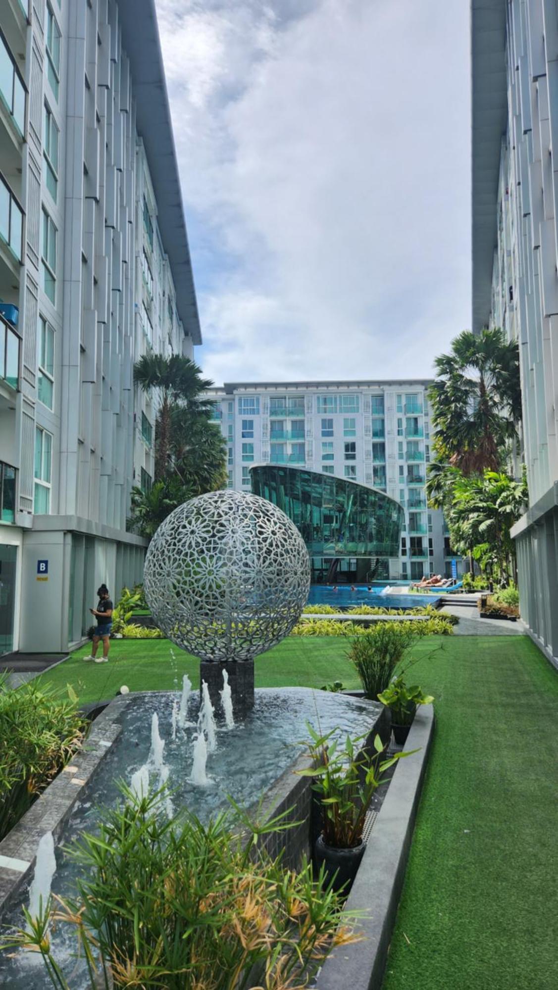 City Center Residentes Ccr Pattaya Y Exterior photo